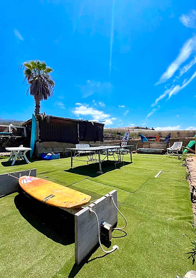 Adeje - TwinFin Hostel & Surf Yoga Camp