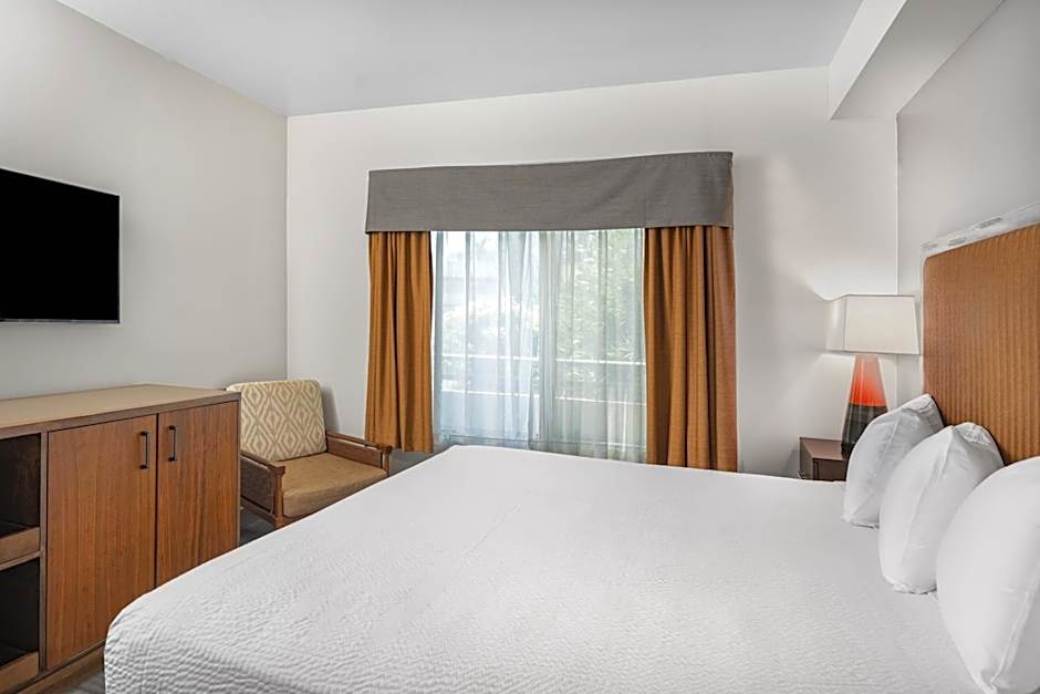 Ramada Limited Bakersfield North