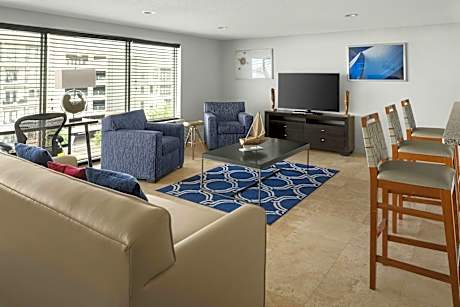 presidential suite, 2 bedroom presidential suite, bedroom 1: 1 king, bedroom 2: 1 king, balcony