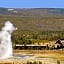 Old Faithful Inn