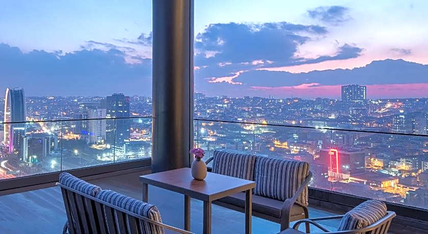 Movenpick Living Istanbul West