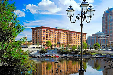 Courtyard by Marriott Providence Downtown