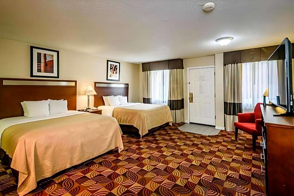 Quality Inn Redding near I-5