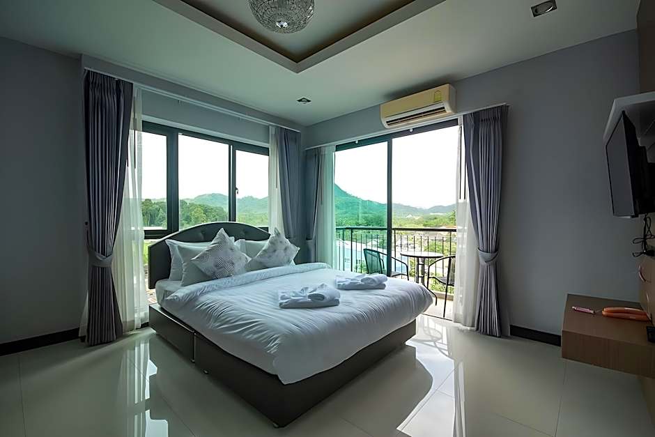 The Lucky Beach Ao Nang