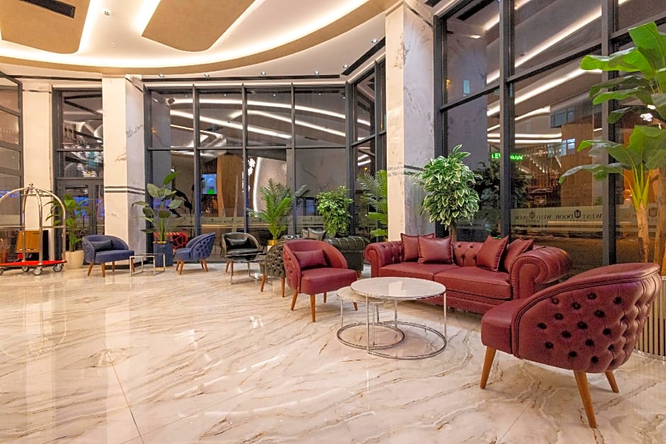 Westdoor Hotel
