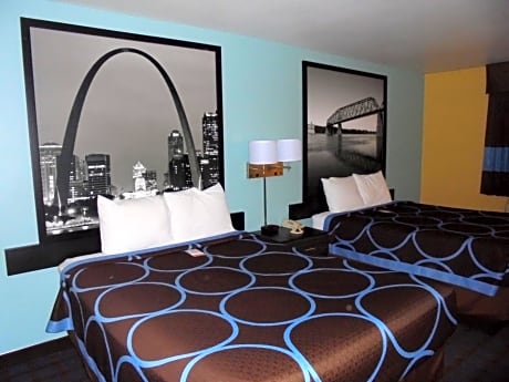 Queen Room with Two Queen Beds - Non-Smoking