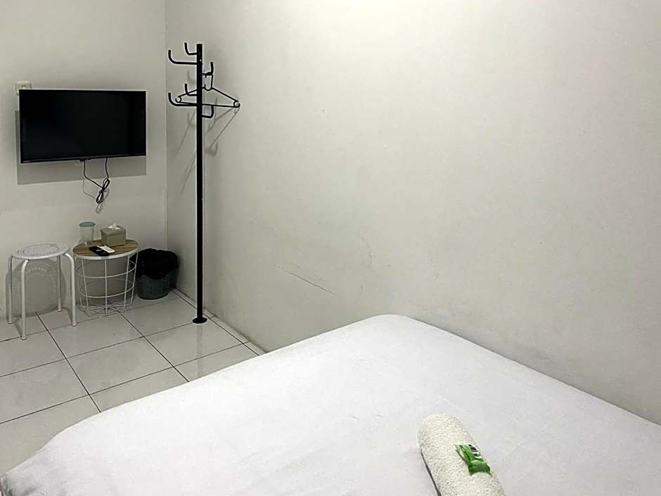 Cozy Home 2 Manado RedPartner – Manado, CA