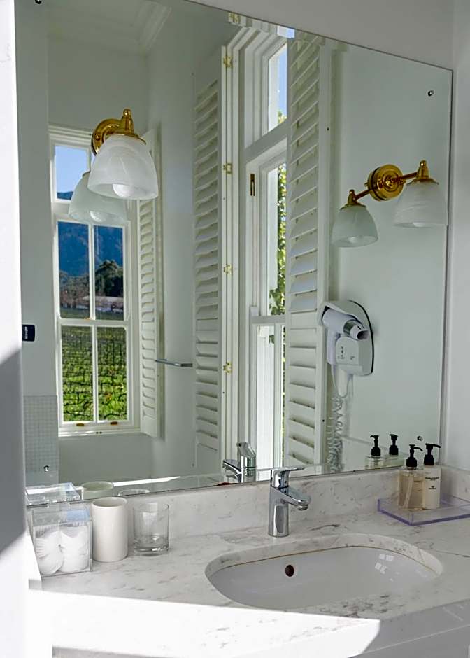 Lily Pond House at Le Lude