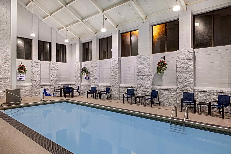 Graystone Lodge, Ascend Hotel Collection