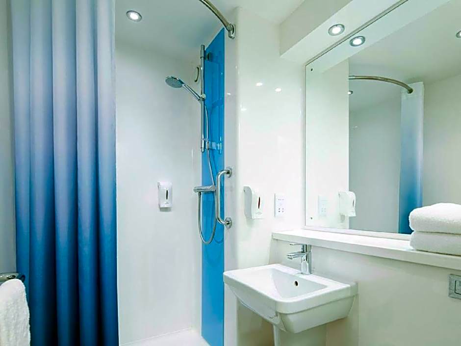 Travelodge Harrogate West Park