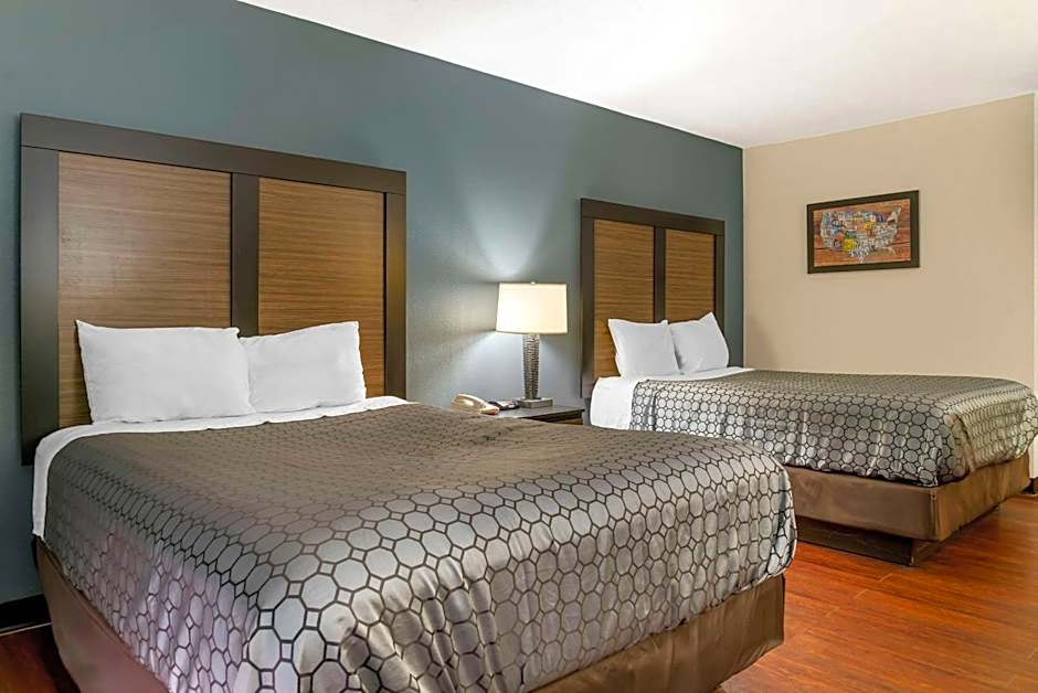 Econo Lodge Traverse City South