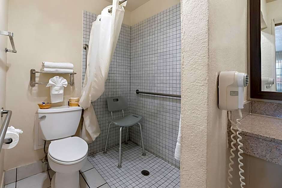 Americas Best Value Inn & Suites Flagstaff