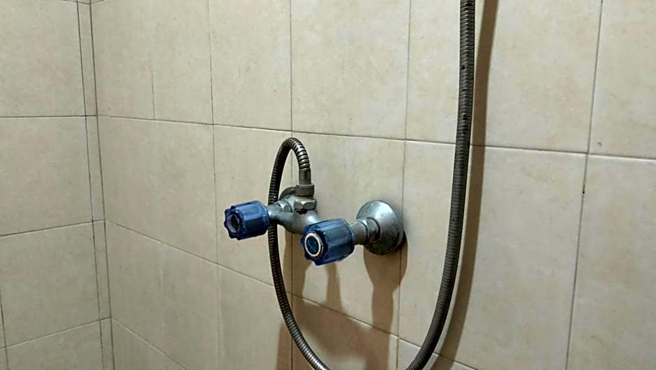 RedDoorz at Jalan Sam Ratulangi Manado