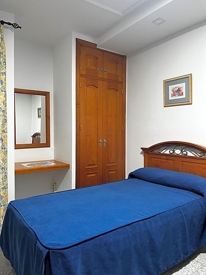 Bayo Lirola Hotel Balisa