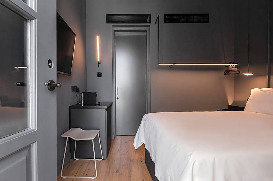 Photo 1 of 6 of Small Double Room