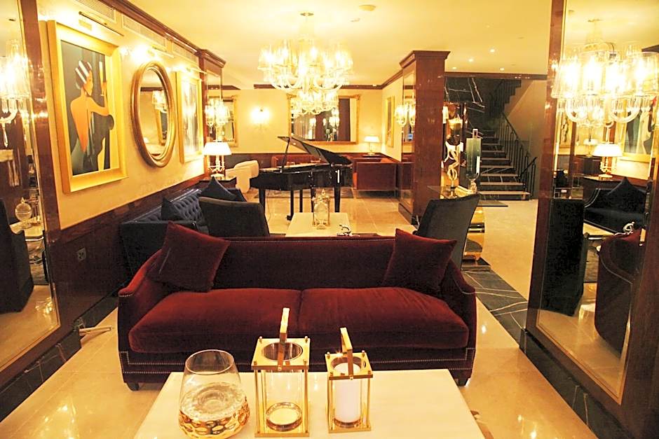 Grand Concerto Hotel
