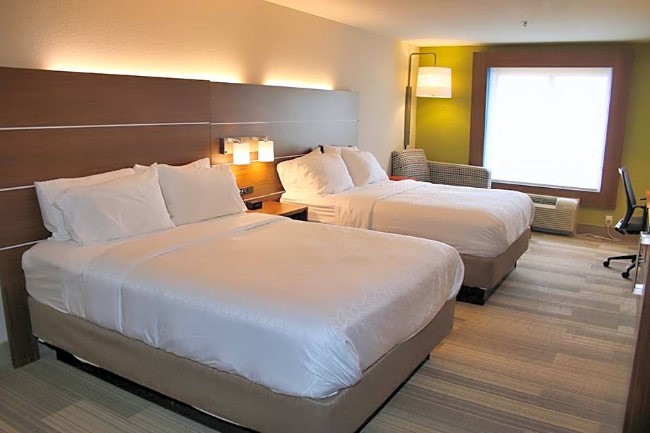 Holiday Inn Express & Suites Douglas By IHG