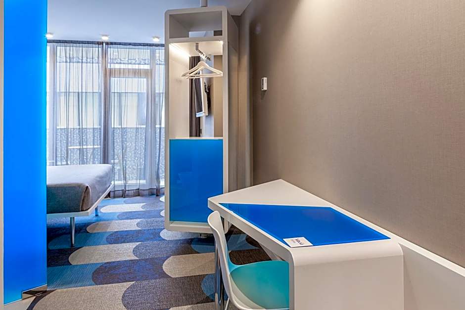 Hotel Macia Sevilla Kubb