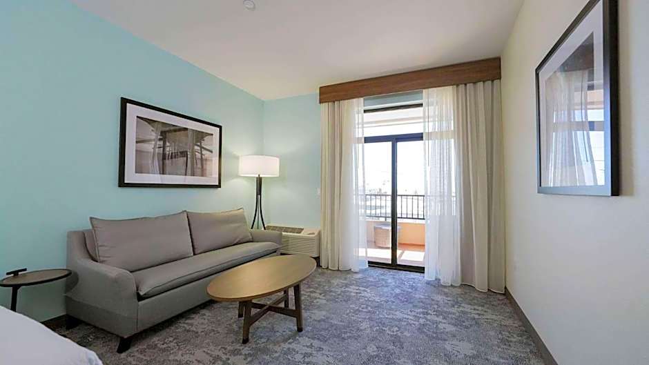 La Quinta Inn & Suites by Wyndham Santa Cruz