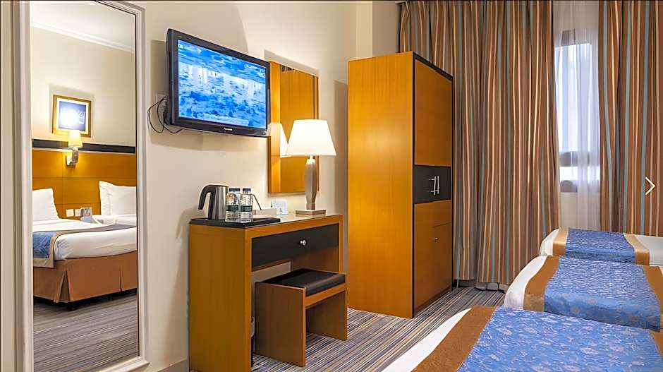 Durrat Al Eiman Hotel