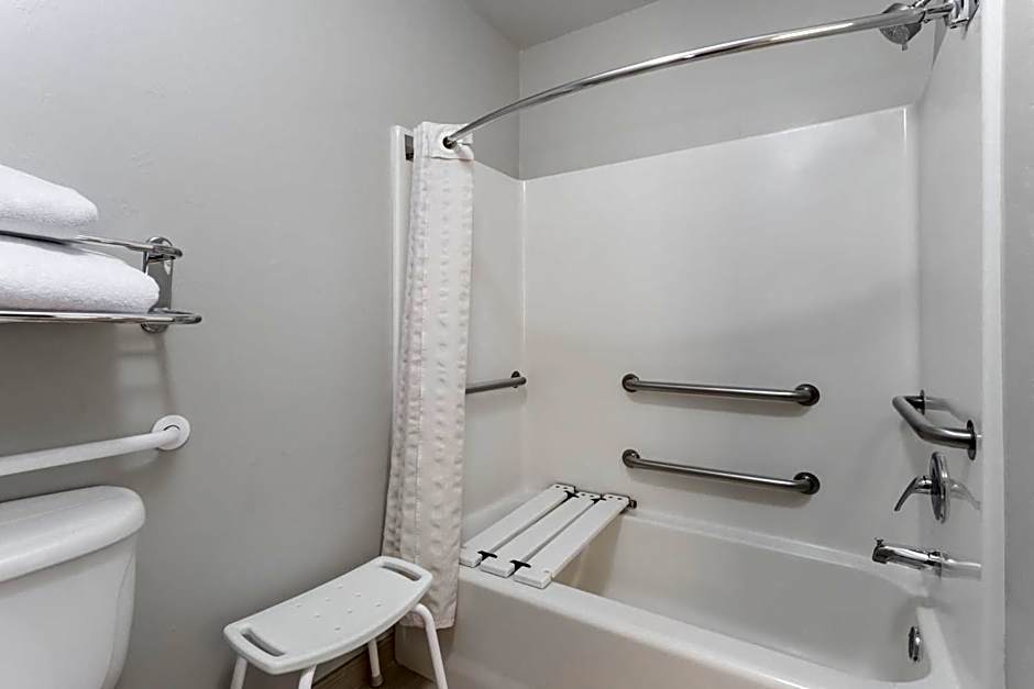 Hawthorn Extended Stay by Wyndham Naples