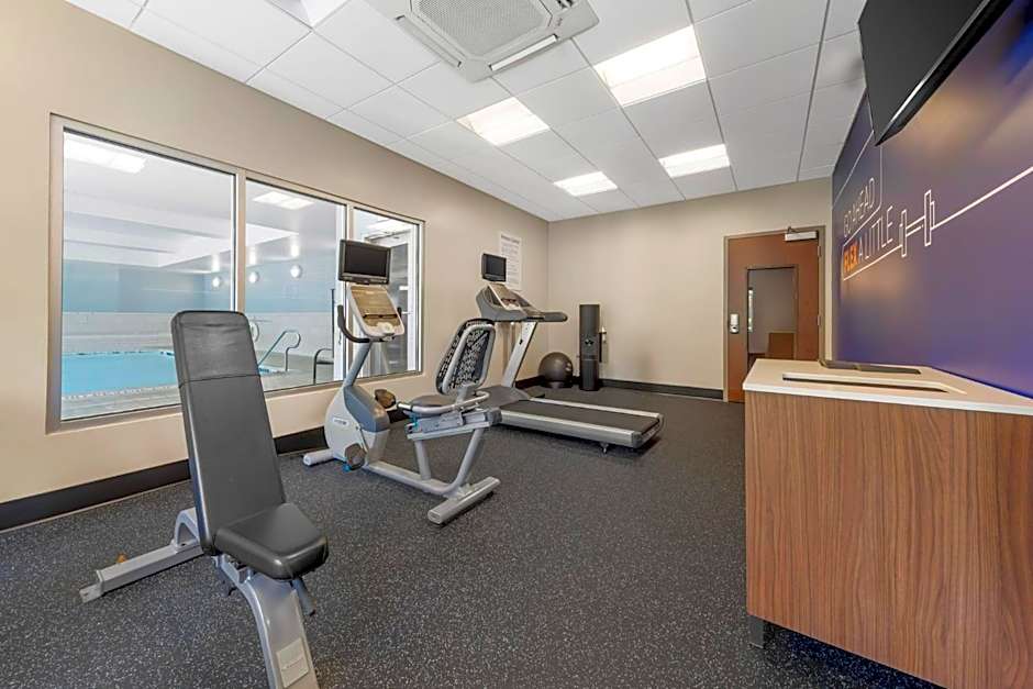 Holiday Inn Express & Suites Lancaster East - Strasburg By IHG