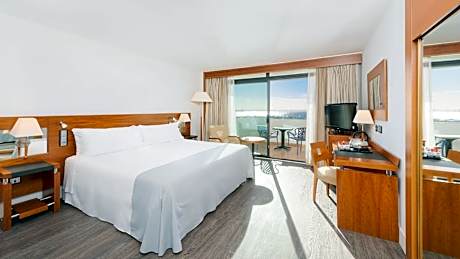 Premium Single Room