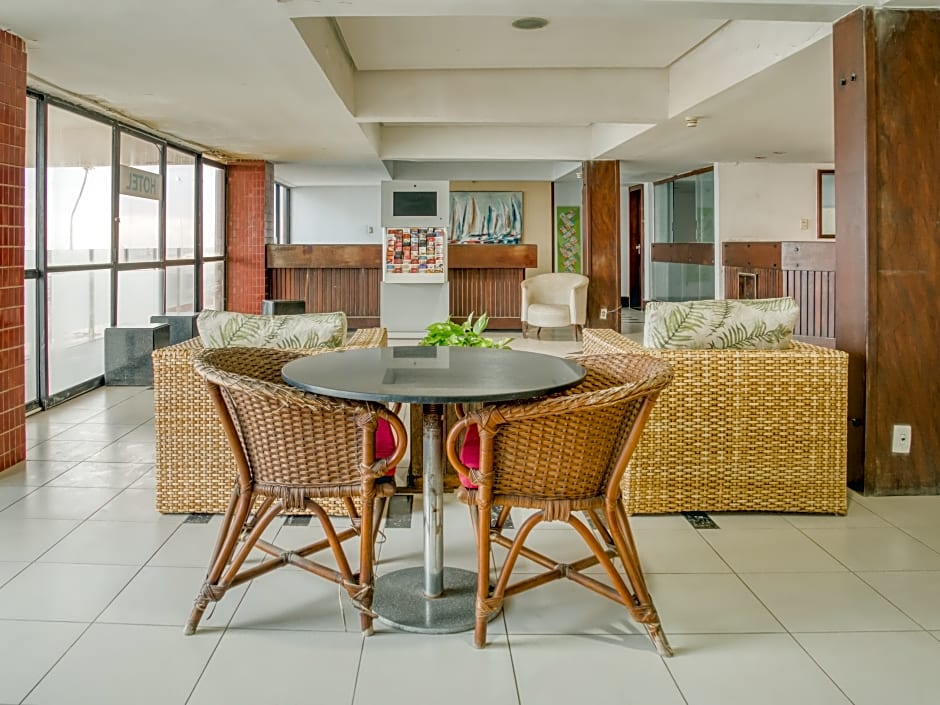 Hotel Oceanico Armaçao