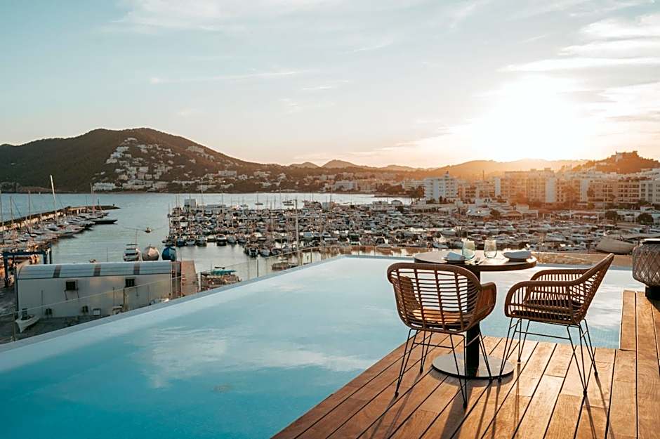 Aguas de Ibiza by NCalma Hotels