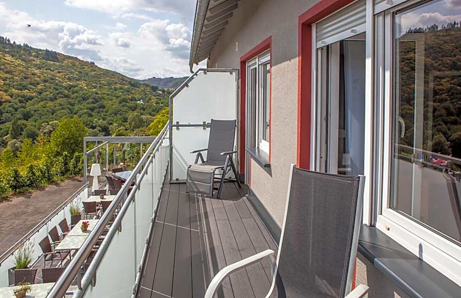 Hotel-Restaurant-Weingut Kapellenhof
