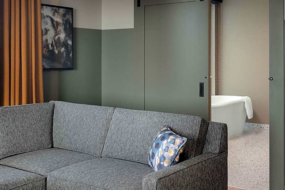 Hotel Nickel Plate Fishers, Tapestry Collection by Hilton