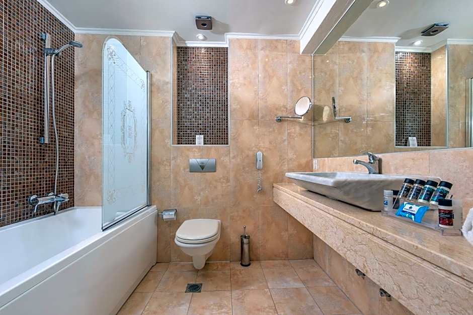 Elinotel Apolamare Hotel