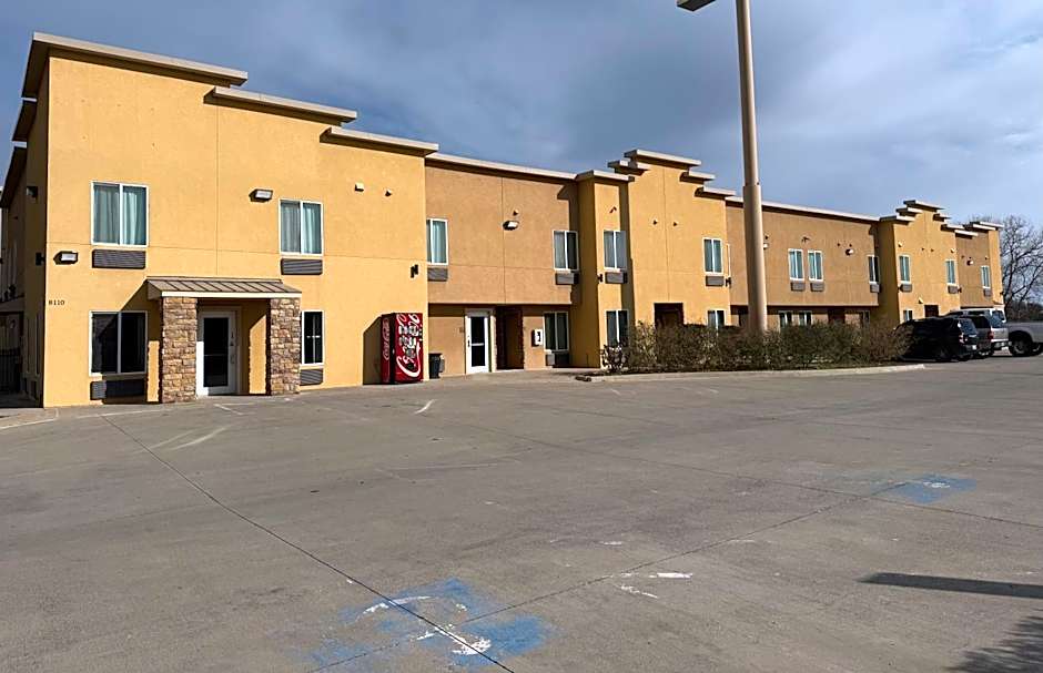 West Worth Inn & Suites White Settlement