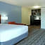 Hotel South Tampa & Suites