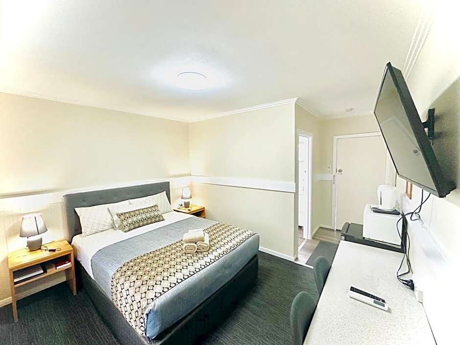 Auto Lodge Motor Inn