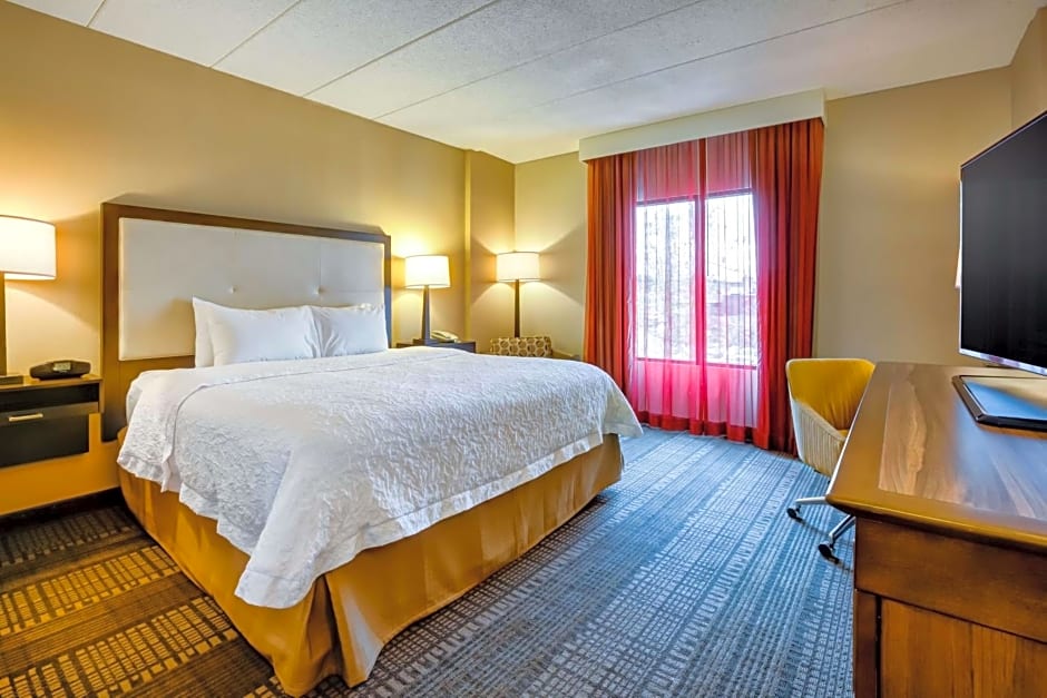 Hampton Inn Boston-Norwood