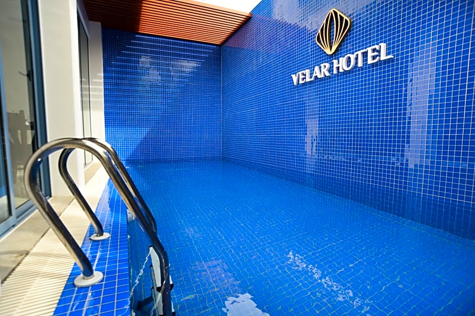 Velar Hotel