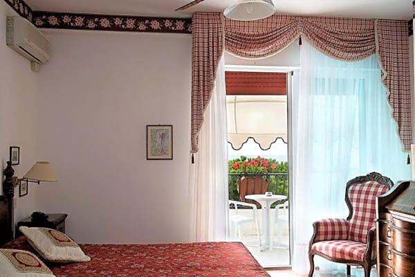 Agora Park Hotel