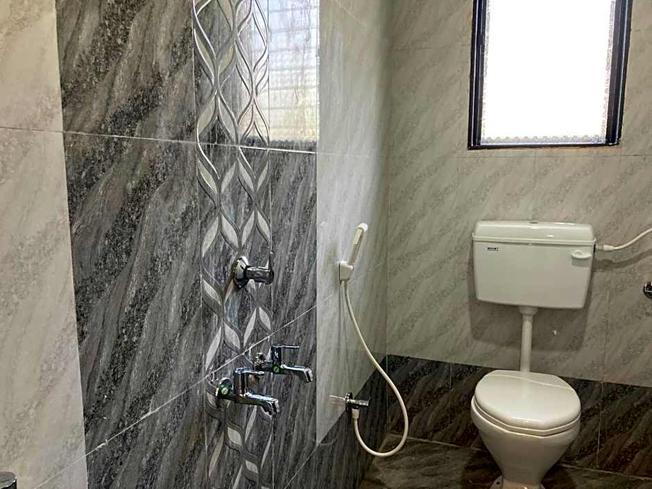 Hotel Sai Viraj Palace