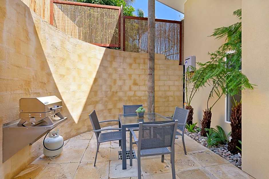 Tathra Beach House Holiday Apartments