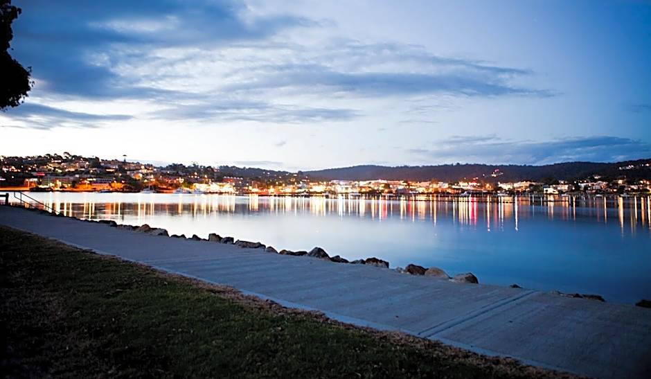Lakeside Holiday Apartments Merimbula