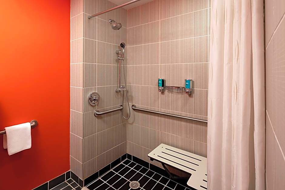 Aloft Birmingham Soho Square