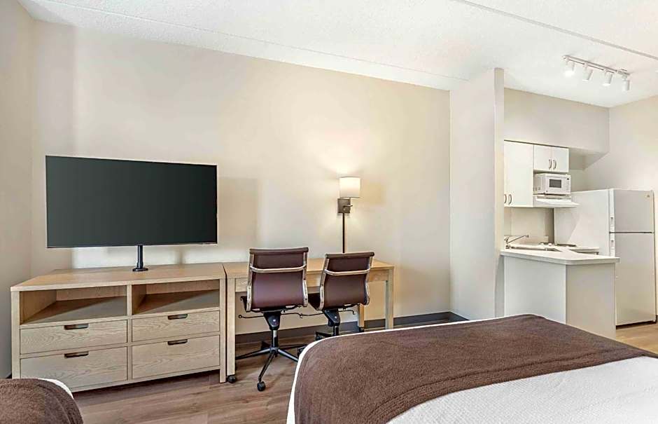 Extended Stay America Suites - Long Island - Melville