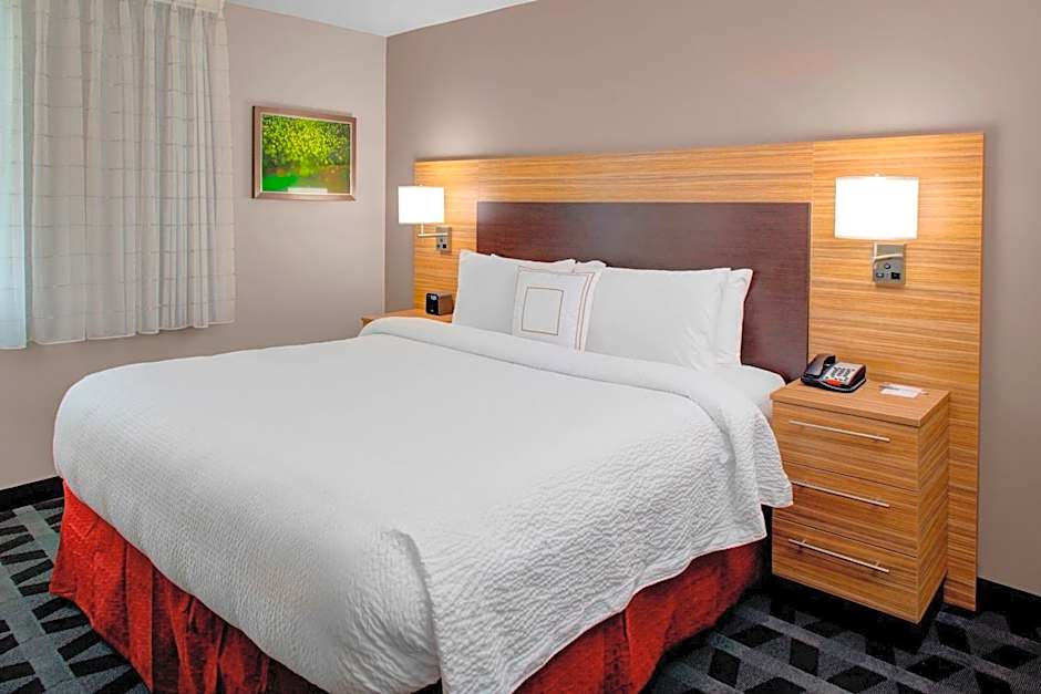 TownePlace Suites by Marriott Parkersburg