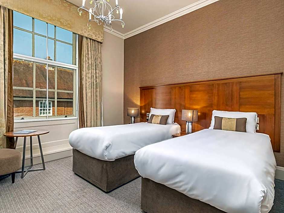 Mercure Salisbury White Hart Hotel