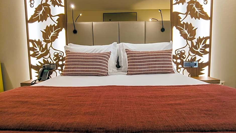 TURIM Oporto Hotel