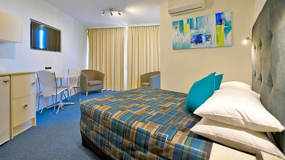 Atlantic Tower Motor Inn