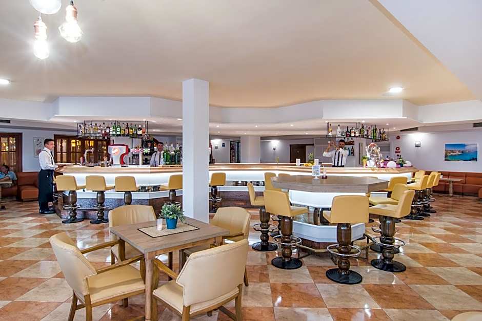 Hotel Na Taconera