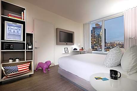 The Family Loft - City View