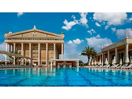 Kaya Artemis Resort & Casino